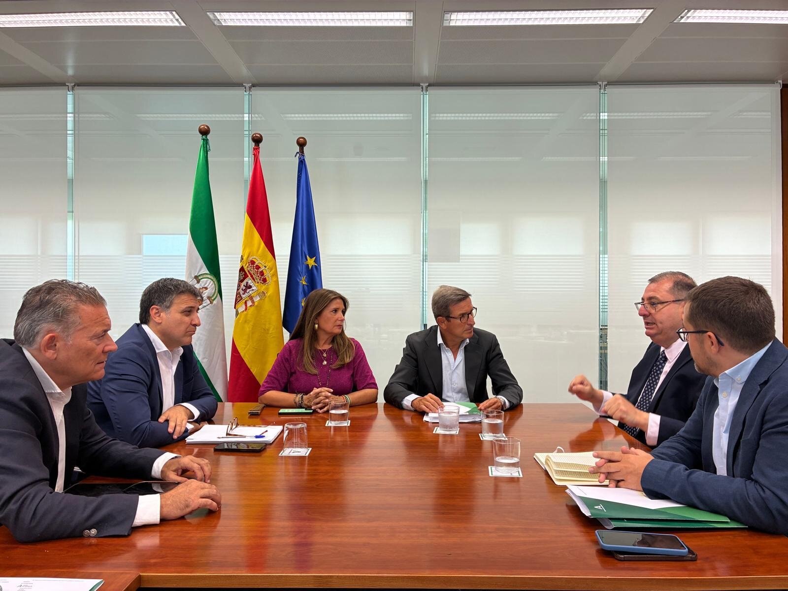 Linares plantea comprar la nave de Aemsa para intentar evitar el cierre