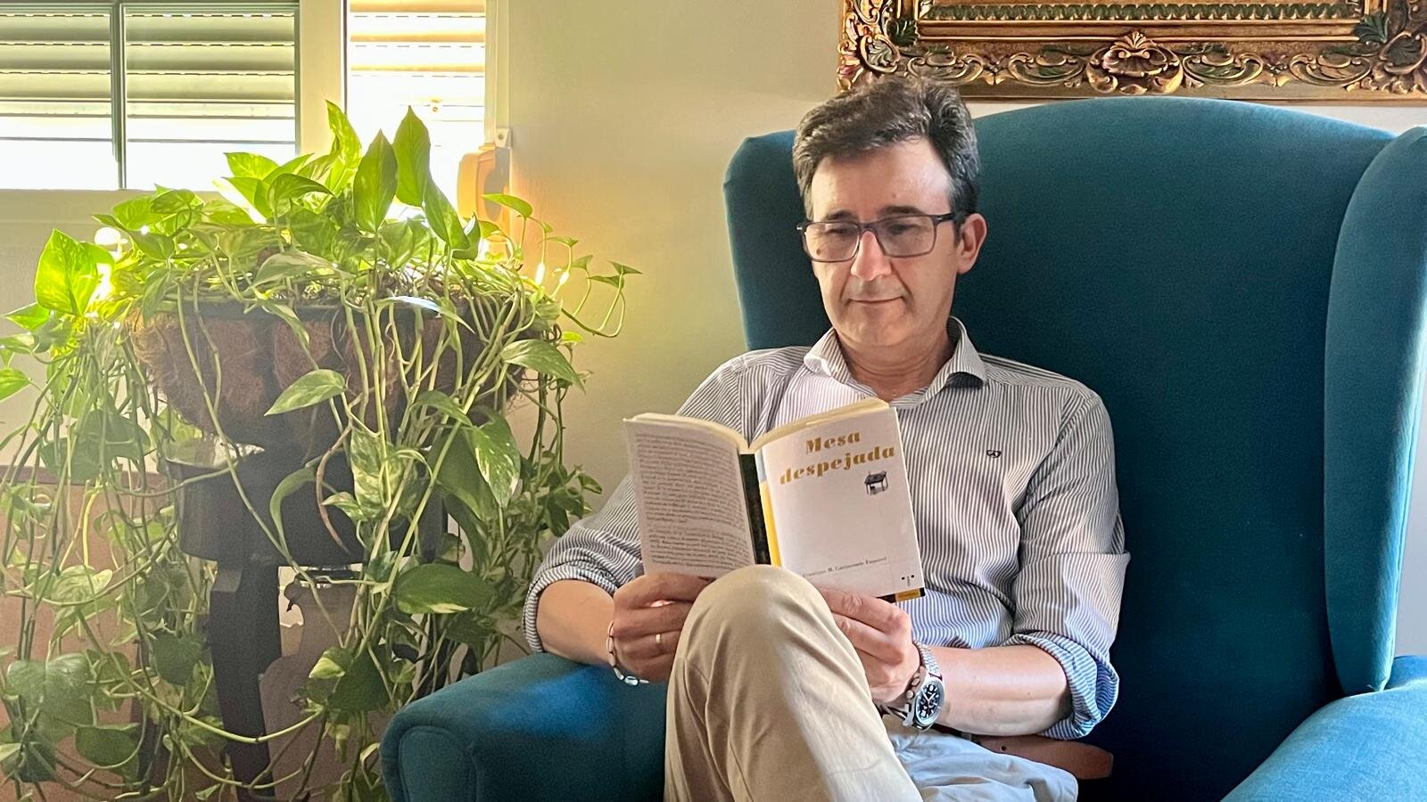 "A veces siento pudor por cómo me expongo en este libro"