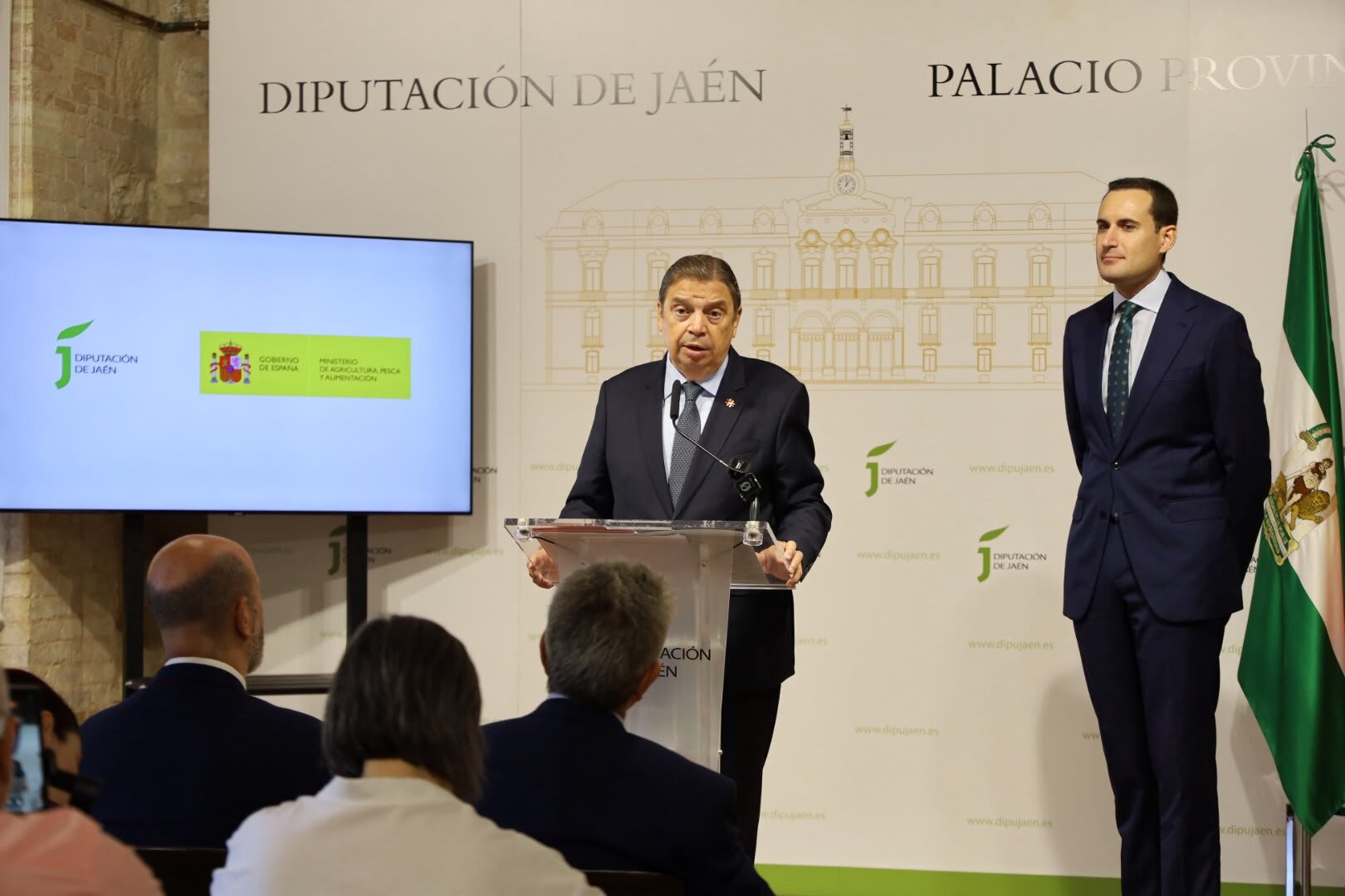 Uno de cada tres kilos de aceite de España saldrá de Jaén