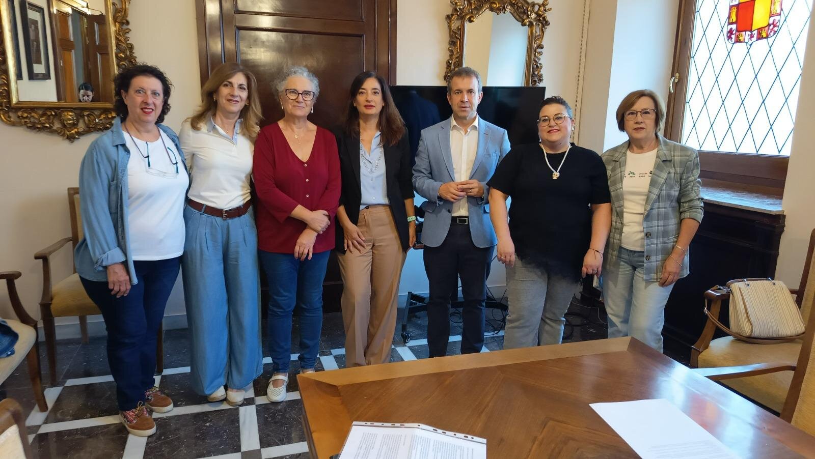 Ajicam busca llevar a los barrios de Jaén su apoyo frente al cáncer de mama