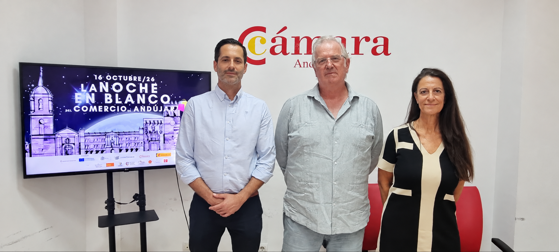 Andújar combinará compras, música y espectáculos en su cuarta Noche en Blanco del Comercio