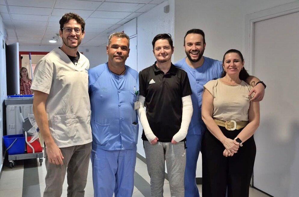 El Hospital de Úbeda inicia una nueva terapia para un paciente con piel de mariposa