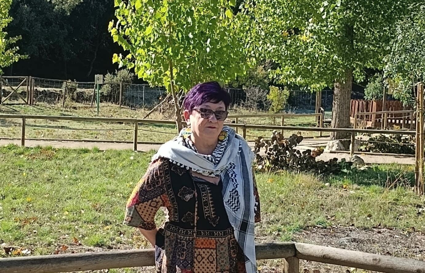 Lola Rodríguez, candidata de Podemos: "Es muy necesario llevar la voz de la gente de a pie al Congreso"