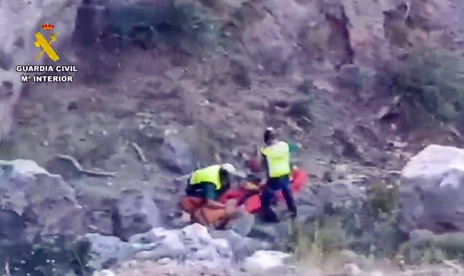 Rescatado un cazador herido en un risco de difícil acceso en Villanueva del Arzobispo